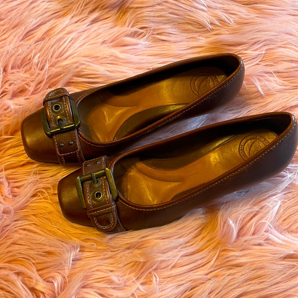 Brown Leather Pumps